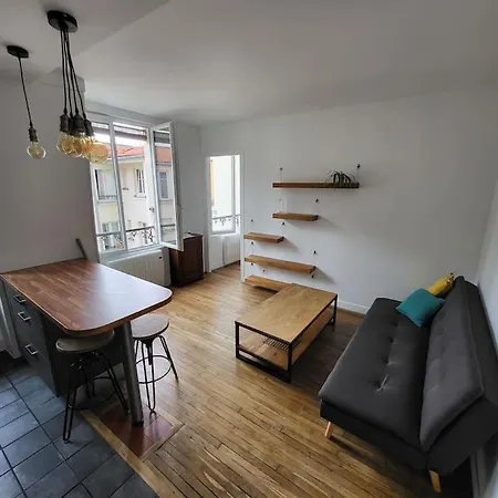 Apartment Porte De Clichy