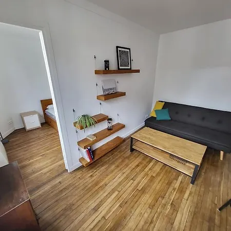 Porte De Clichy Apartment