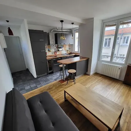 Apartment Porte De Clichy